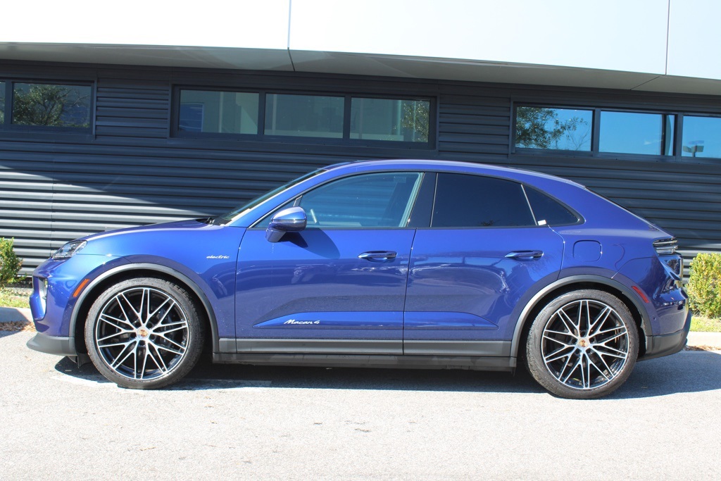 Used 2024 Porsche Macan Base with VIN WP1AA2XA7RL001374 for sale in Charleston, SC