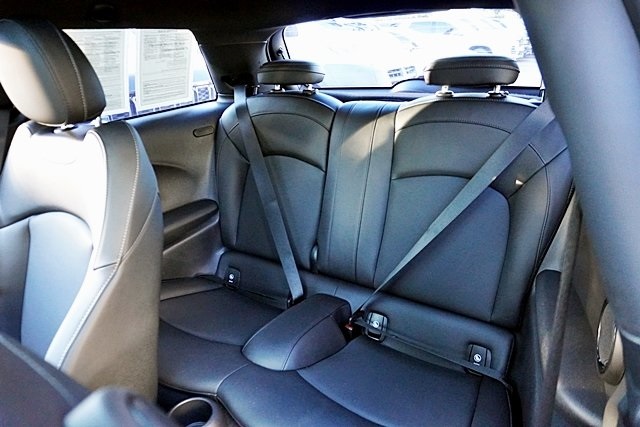 Used 2023 Silver MINI Base image 17