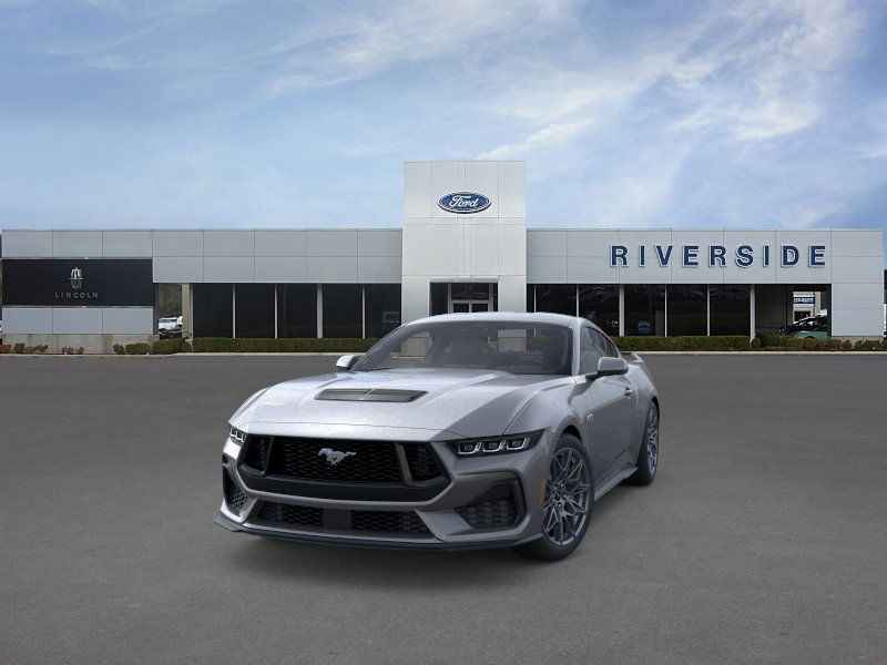 2025 Ford Mustang GT photo 2