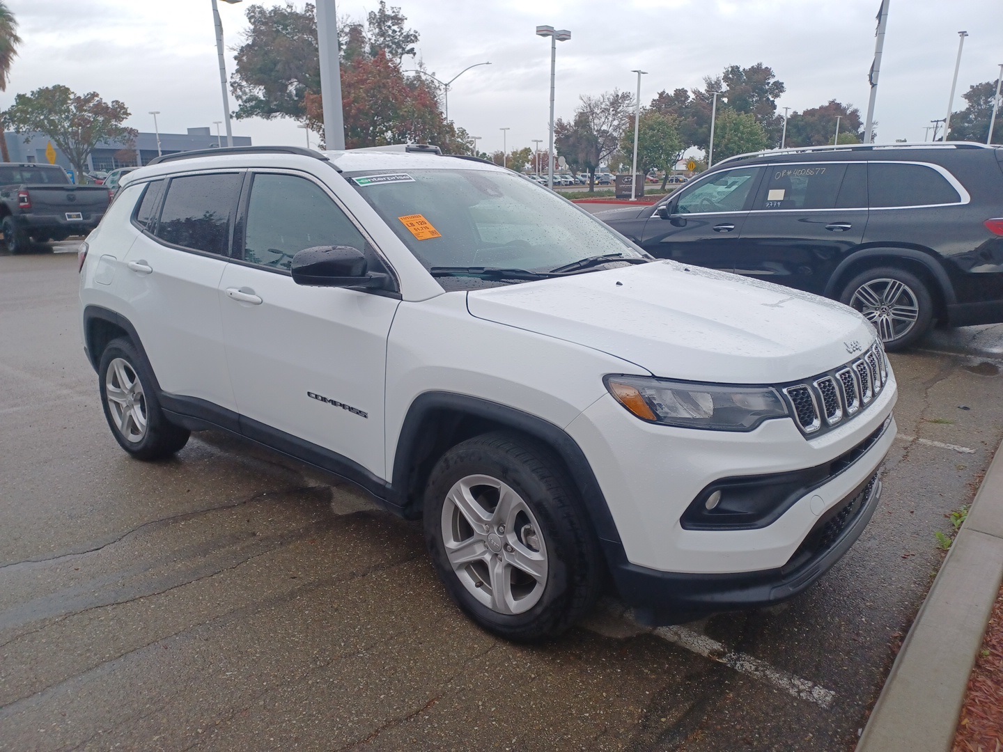 2024 Jeep Compass North Edition Latitude photo 2