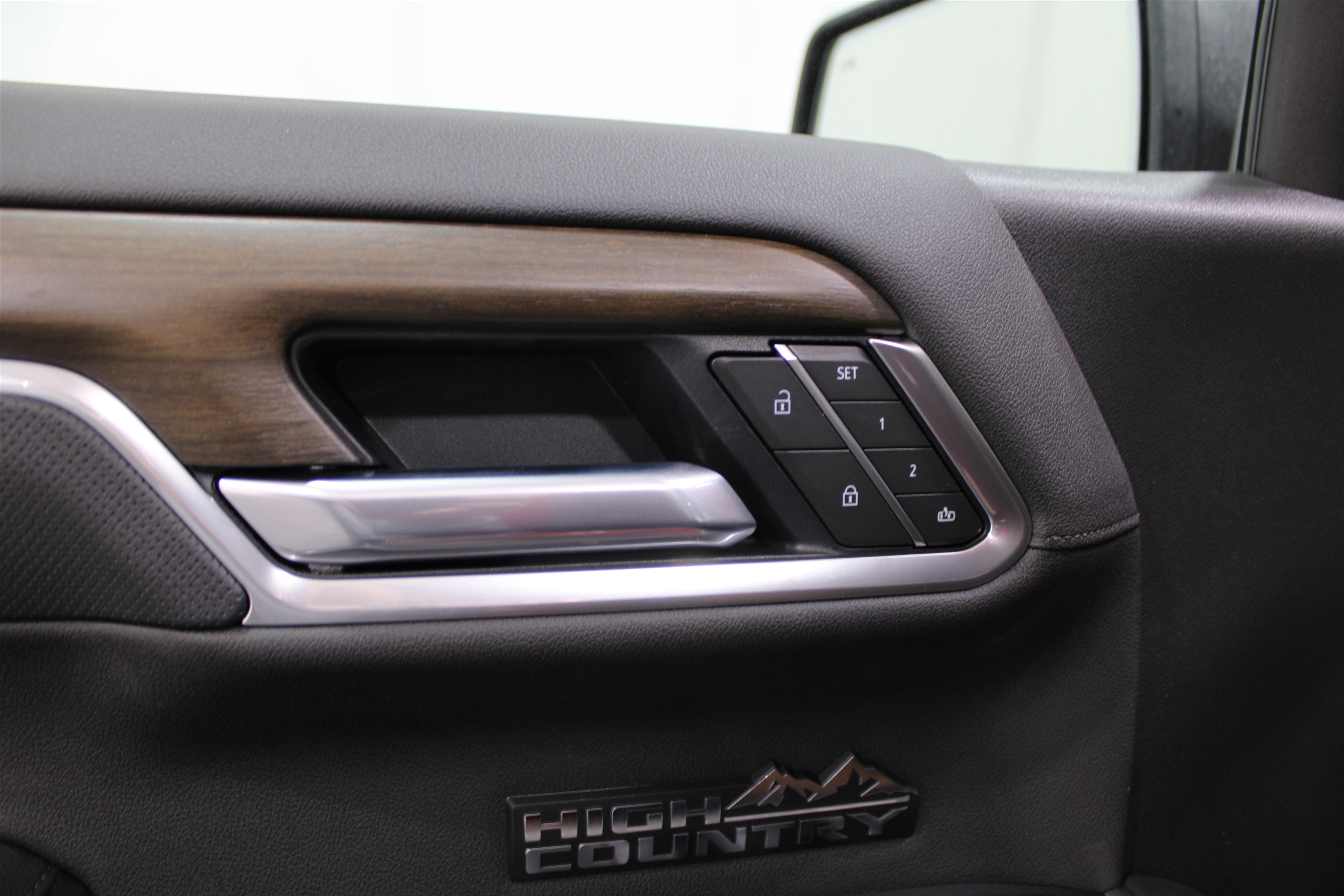 2026 Chevrolet Silverado 1500 High Country photo 7