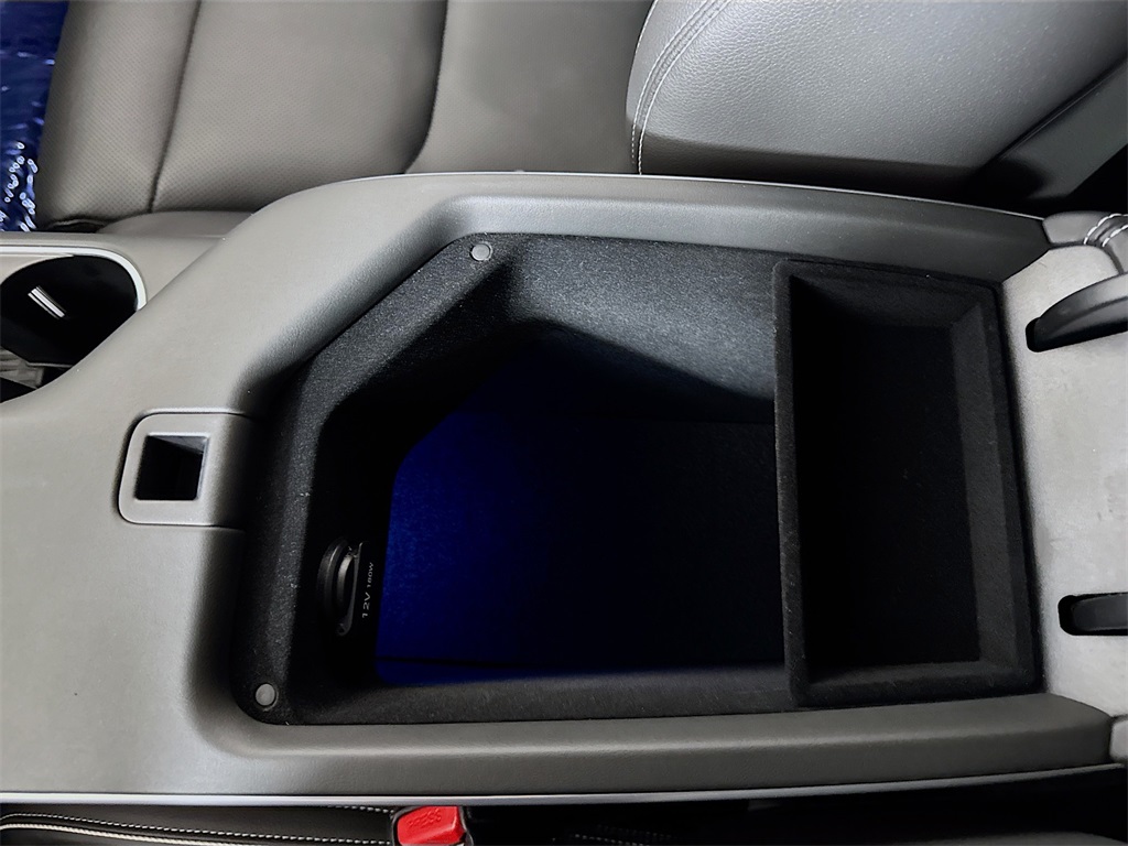 2023 Genesis Electrified GV70 Advanced photo 34