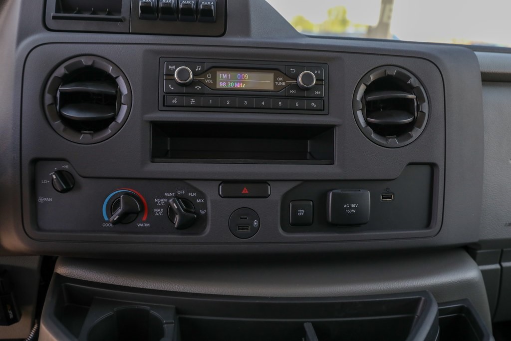 2025 Ford E-350 Base photo 37