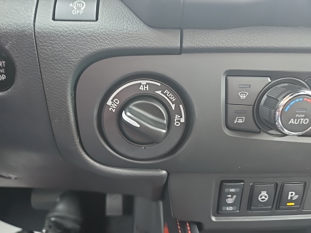2026 Nissan Frontier Crew Cab PRO-4X photo 22