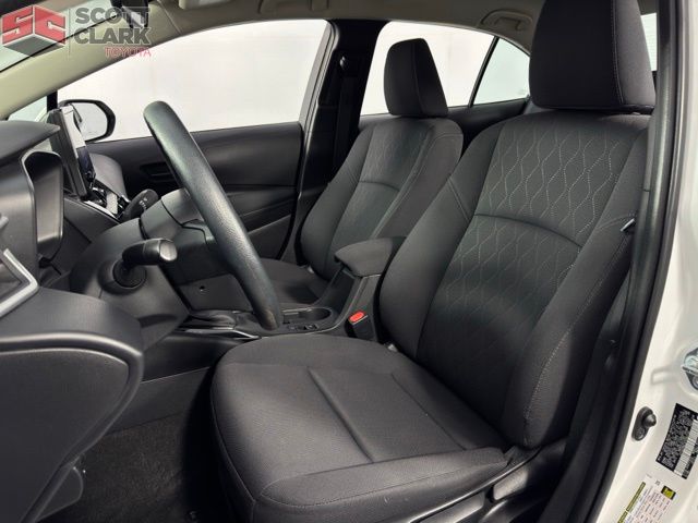 2023 Toyota Corolla LE photo 10