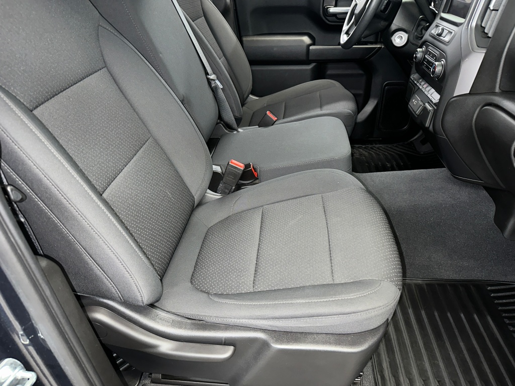 2021 Chevrolet Silverado 1500 Custom photo 28