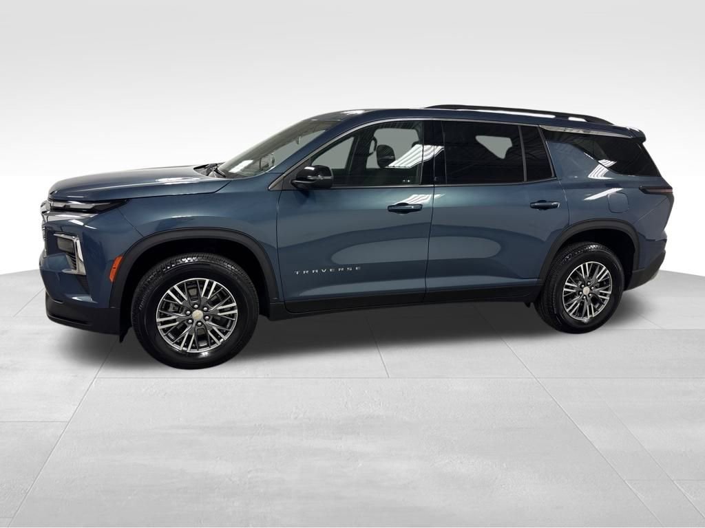 2025 Chevrolet Traverse photo 4