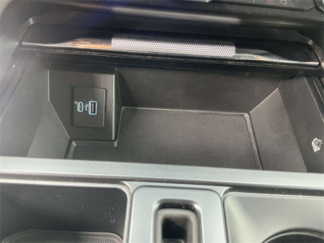 2022 Ford F-150 Lariat photo 13