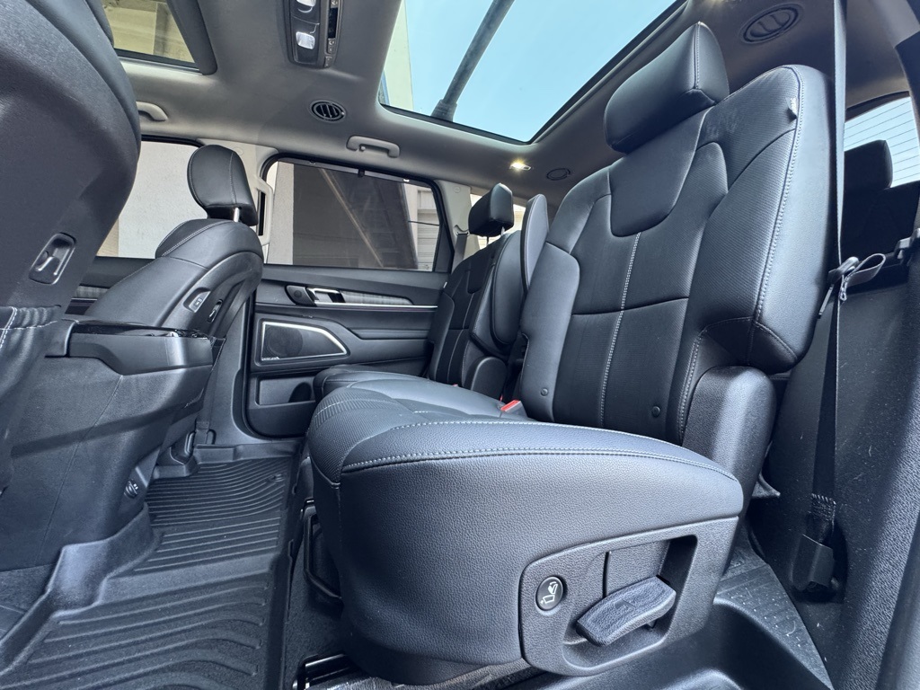 2024 Kia Telluride SX photo 16