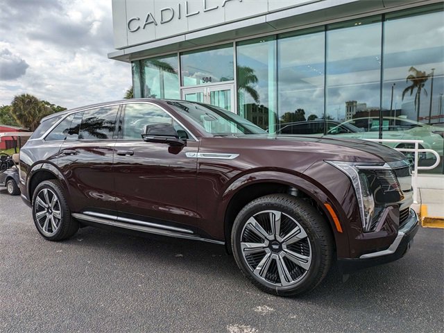 2025 Cadillac Escalade IQ Luxury photo 2