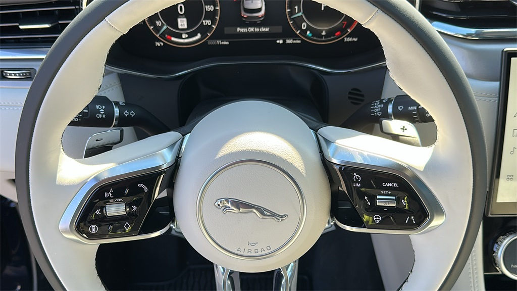 2026 Jaguar F-PACE P250 R-Dynamic S photo 14