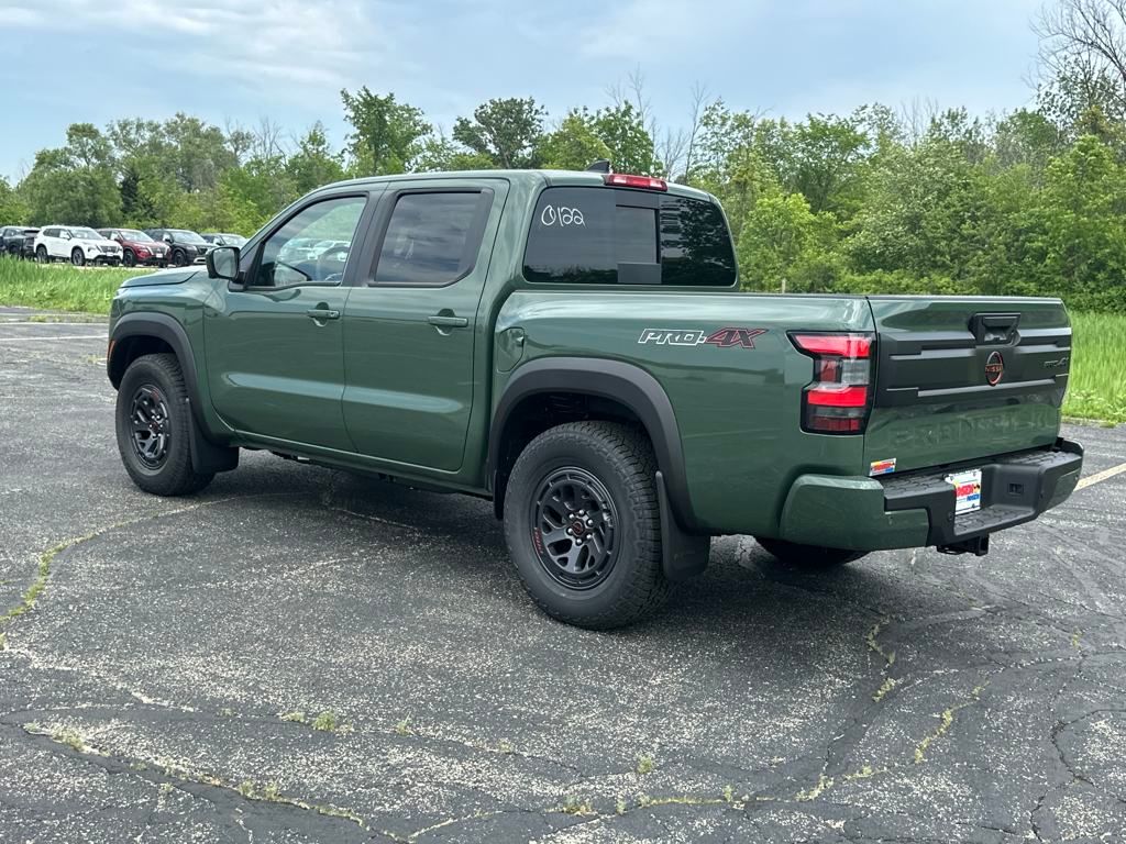 2025 Nissan Frontier PRO-4X photo 3