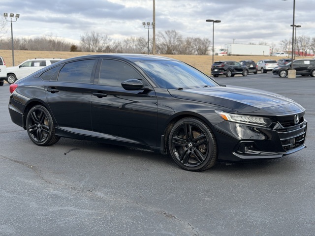 2021 Honda Accord Sport's photo