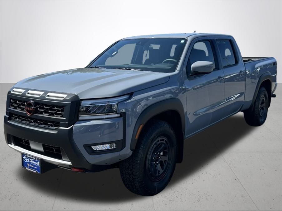 2025 Nissan Frontier PRO-4X photo 2