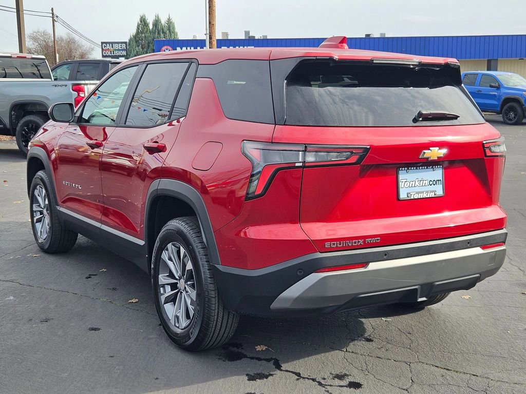 2026 Chevrolet Equinox LT photo 4