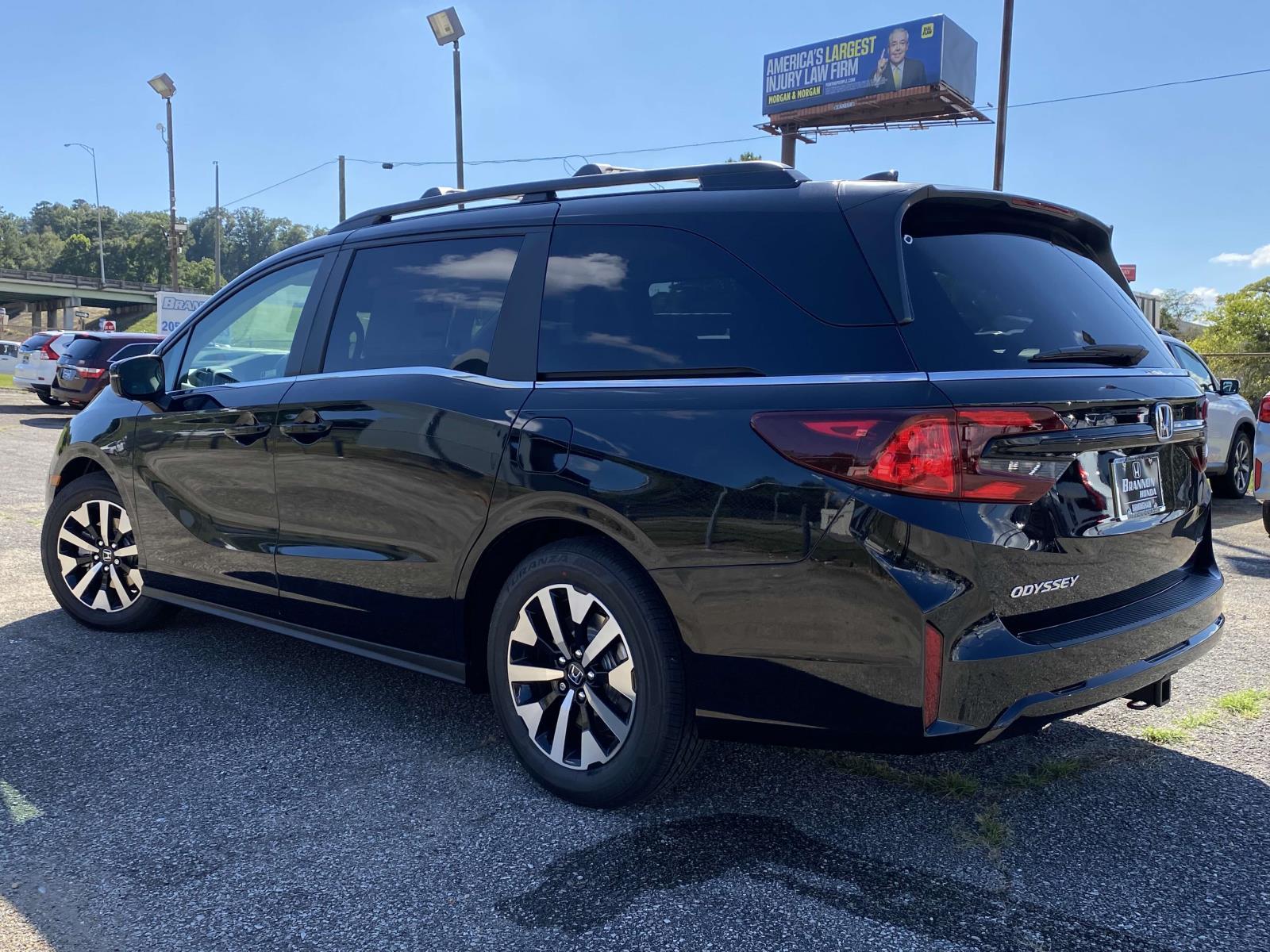 2026 Honda Odyssey EX-L photo 2