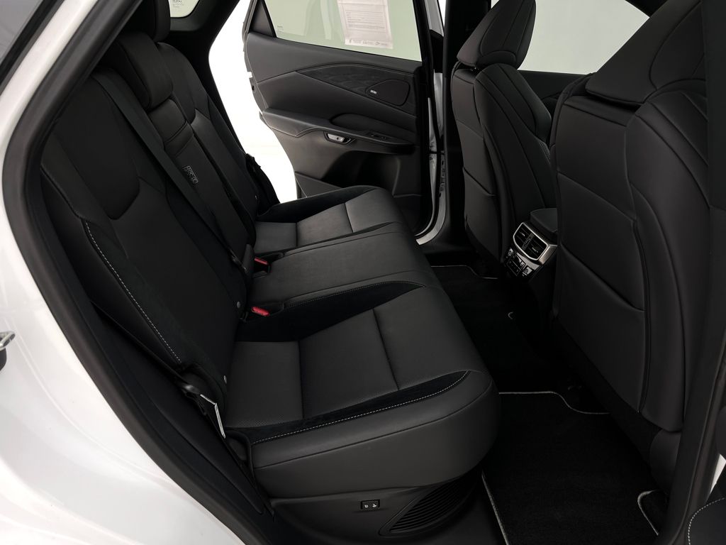 2024 Lexus RX 500h F SPORT Performance photo 20