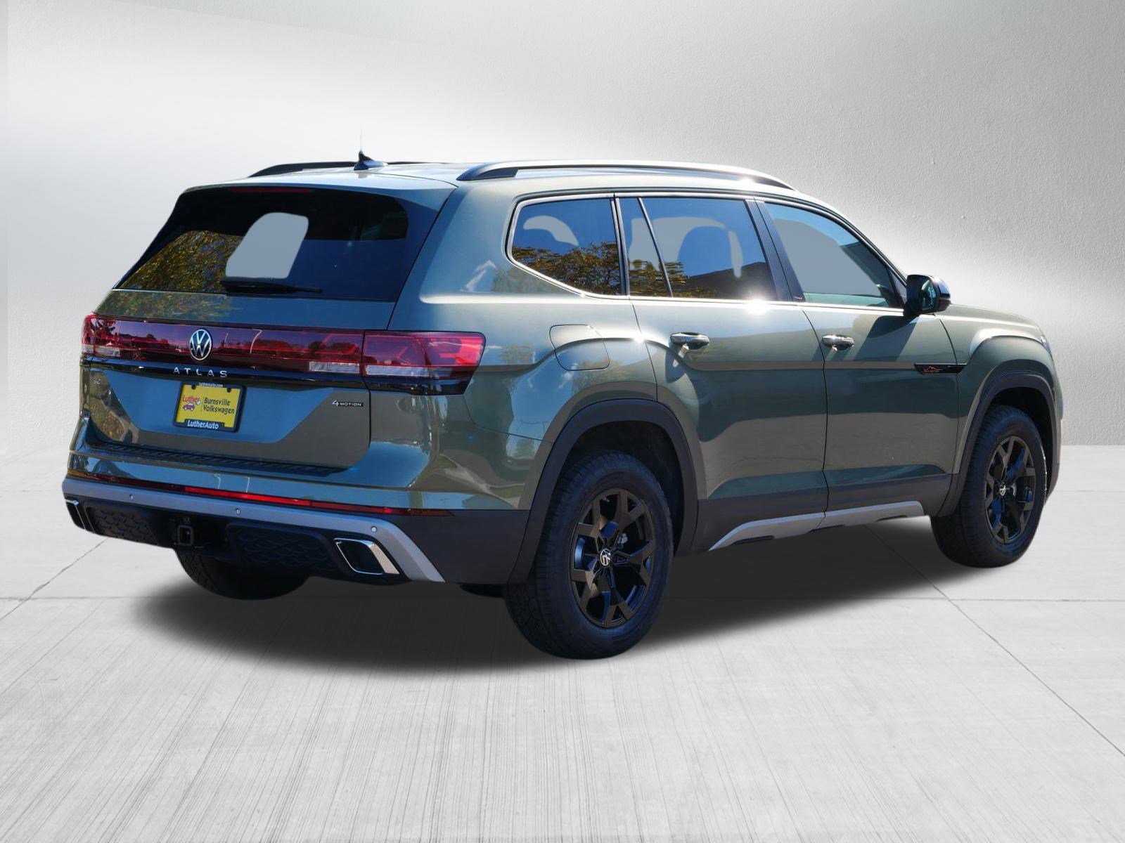 2026 Volkswagen Atlas Peak Edition SE photo 4