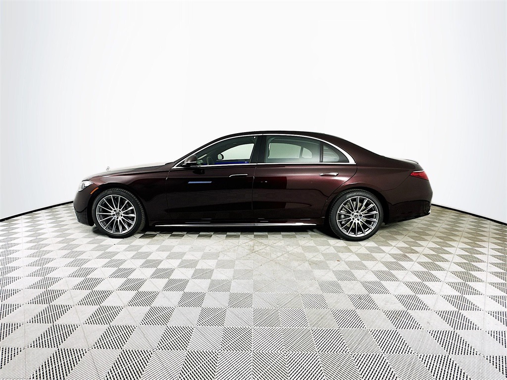 2026 Mercedes Benz S 580 4MATIC photo 4