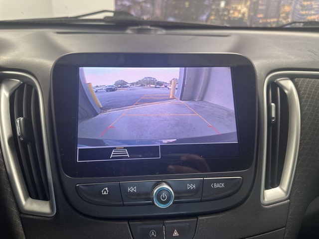 2022 Chevrolet Malibu 1LT photo 25