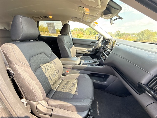2024 Nissan Pathfinder SV photo 20