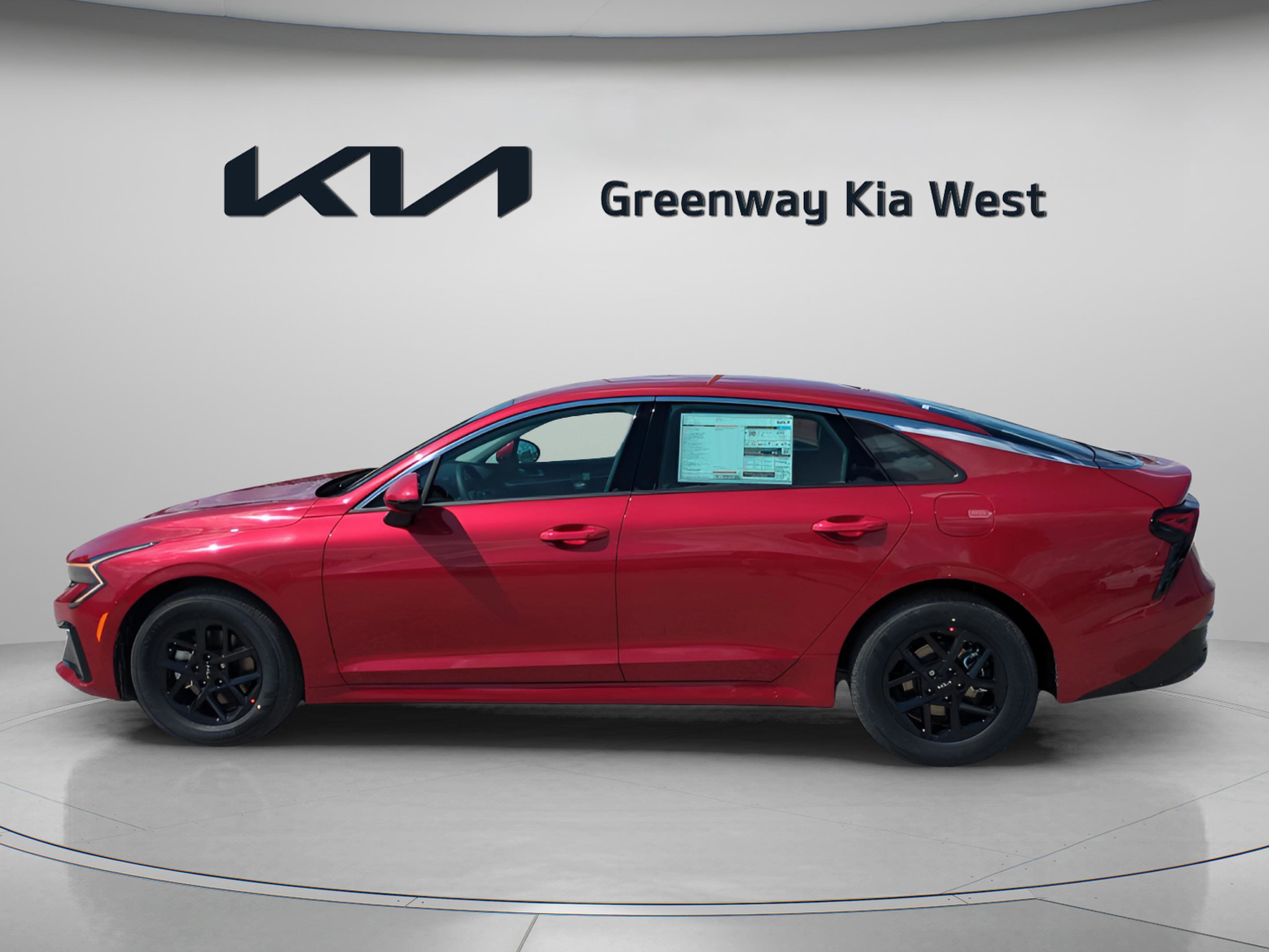 2025 Kia K5 LXS photo 4
