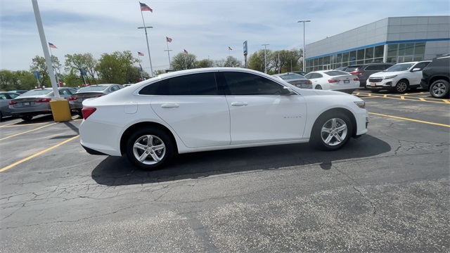 2025 CHEVROLET MALIBU - Image 9