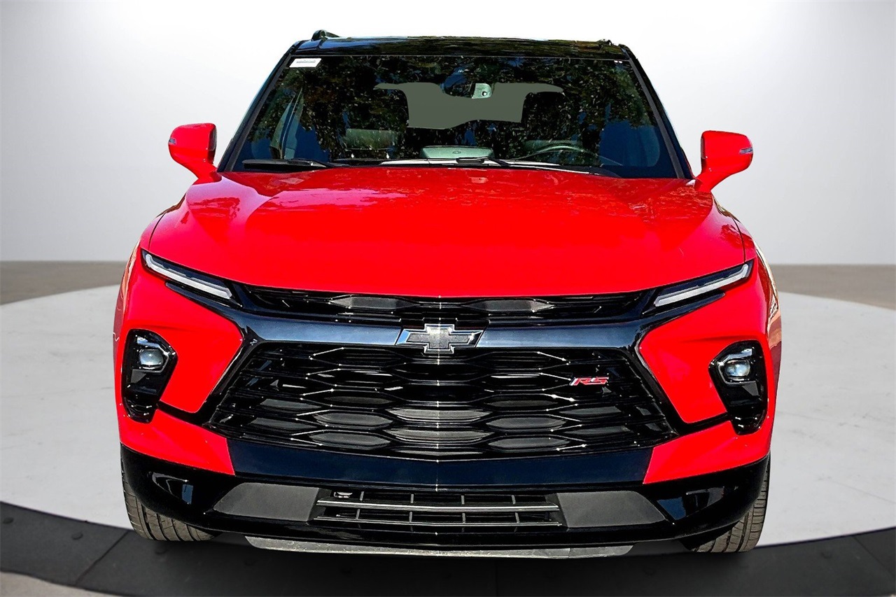2023 Chevrolet Blazer RS photo 3
