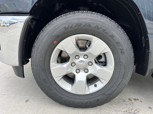 2025 Ram 1500 Tradesman photo 7