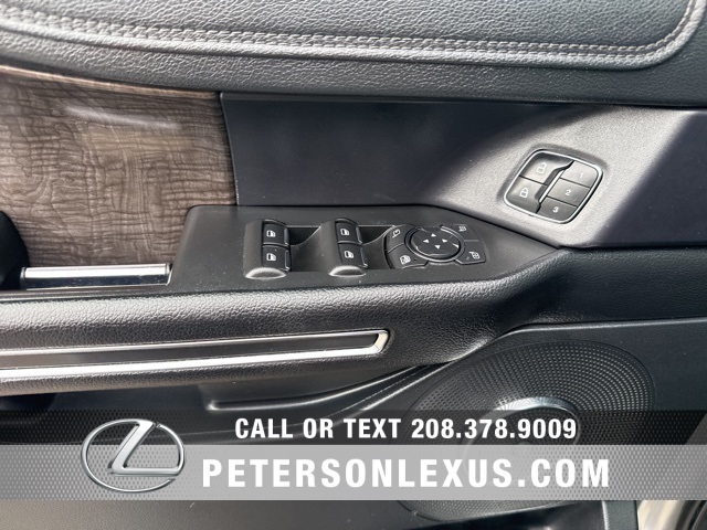 2020 Ford Expedition MAX Limited photo 23