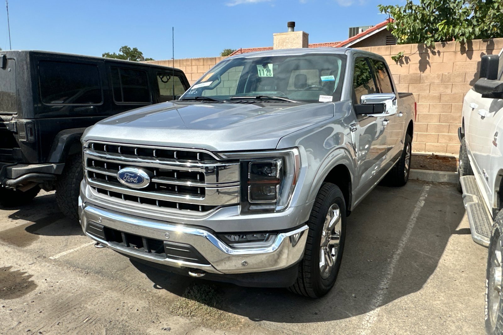 2023 Ford F-150 XL photo 2