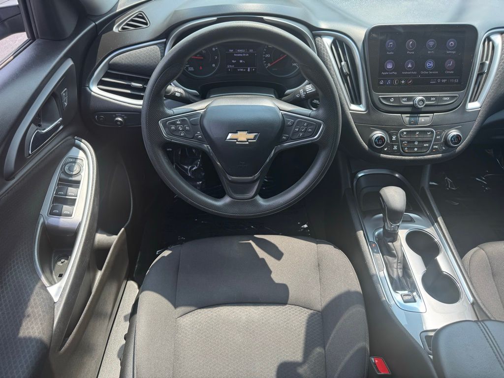 2023 Chevrolet Malibu 1LT photo 12