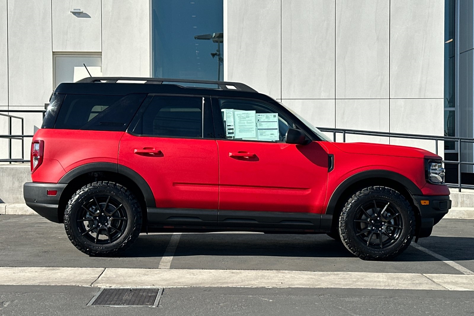 2022 Ford Bronco Sport Outer Banks photo 2