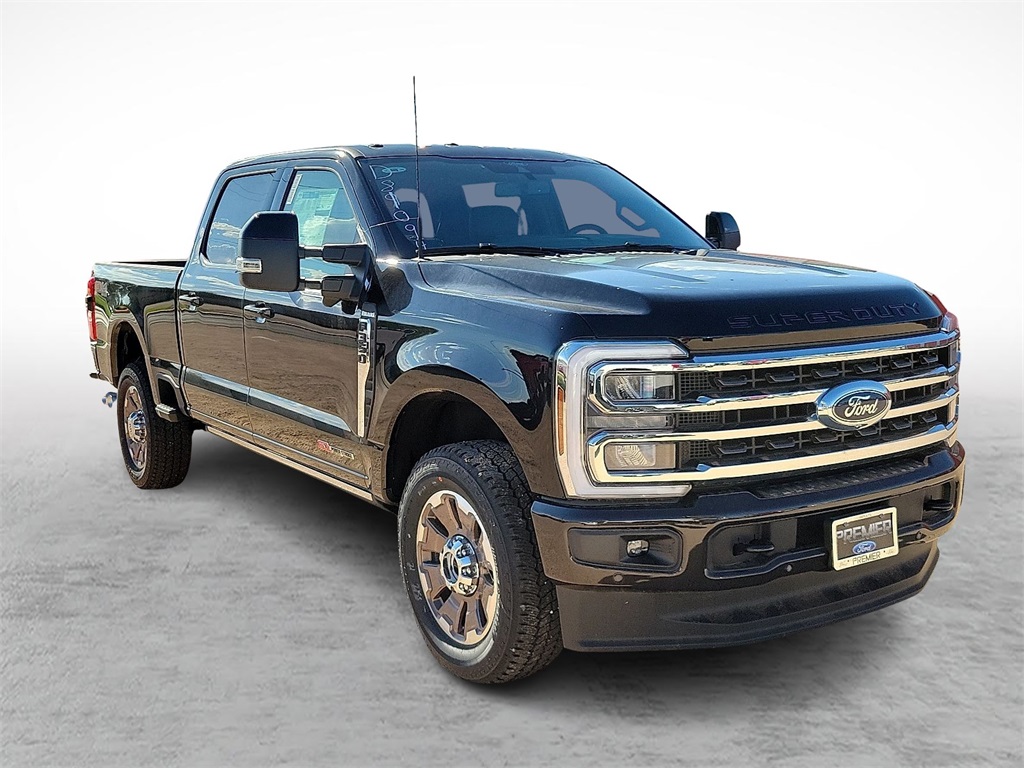 2025 Ford F-350 Super Duty King Ranch's photo