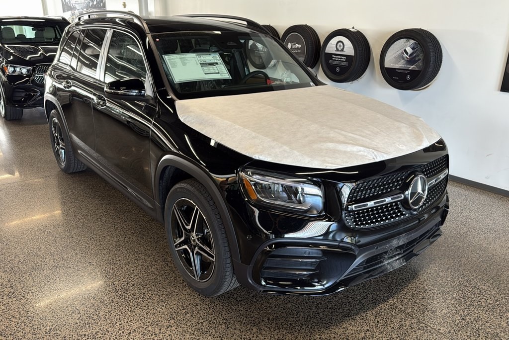 2026 Mercedes-Benz GLB GLB 250's photo