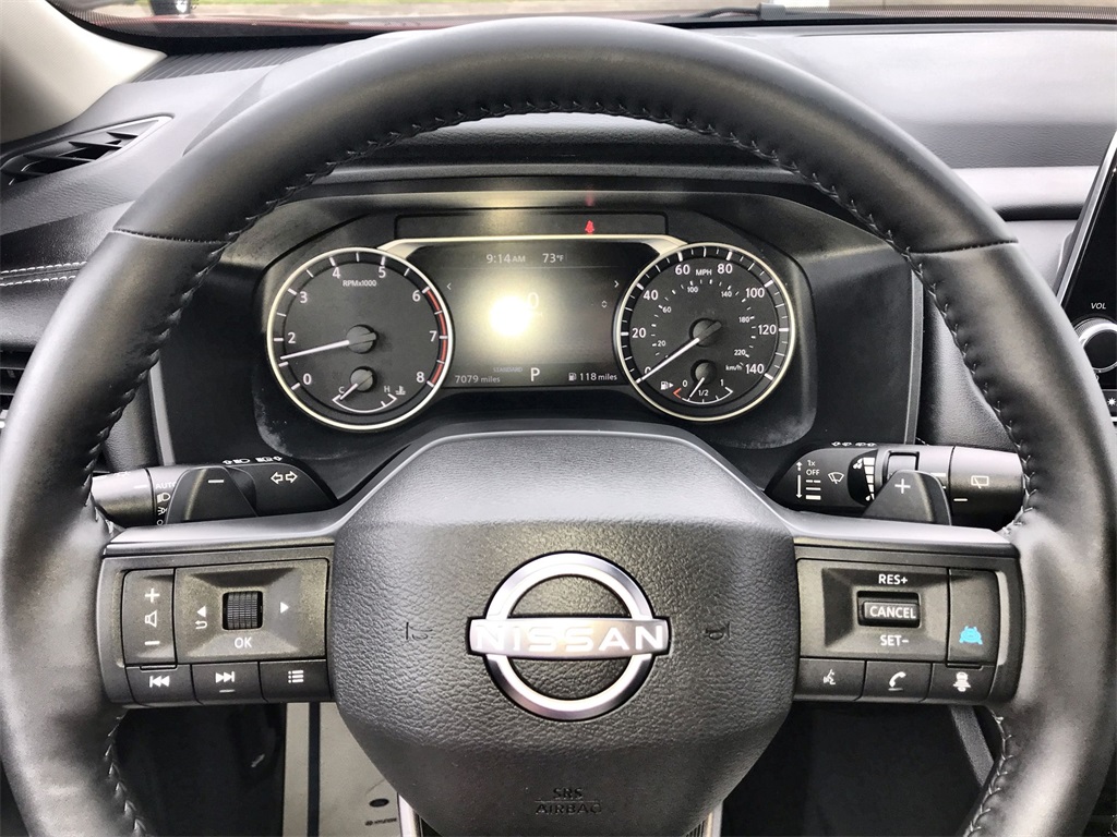 2025 Nissan Rogue SV photo 14