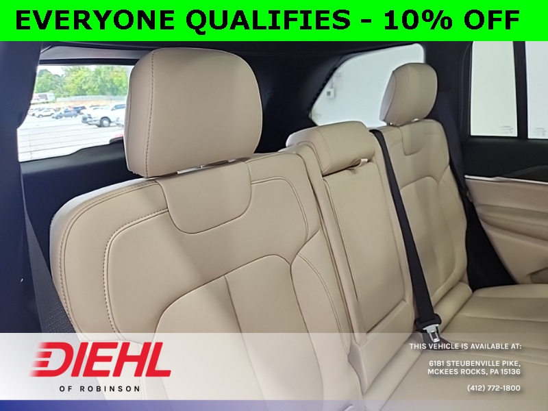 2025 Jeep Grand Cherokee Limited photo 11