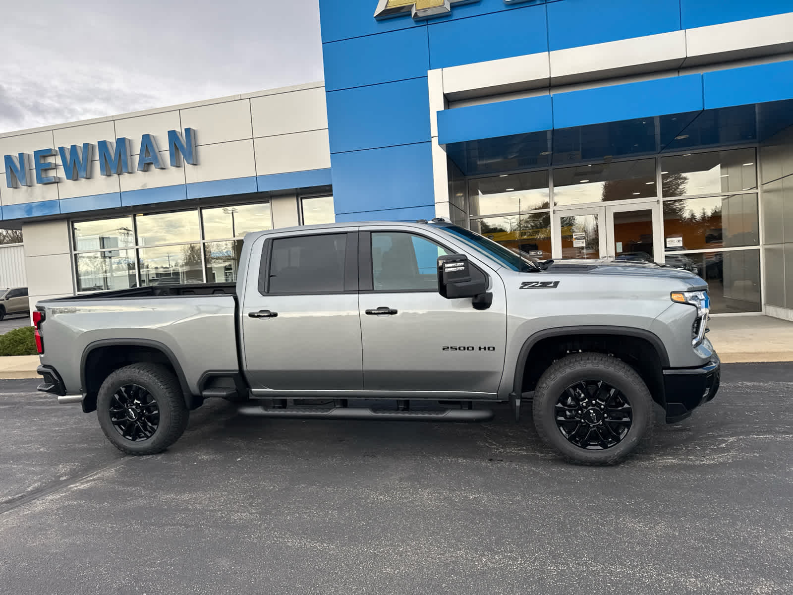 2026 Chevrolet Silverado 2500HD LTZ photo 2