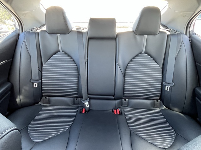 2023 Toyota Camry SE photo 23