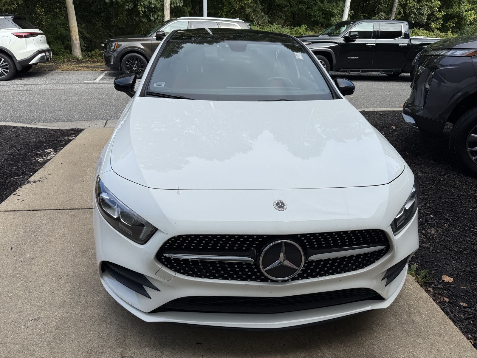 2022 Mercedes Benz A 220 4MATIC photo 2
