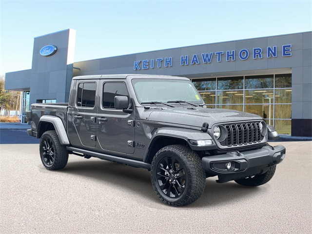 2025 Jeep Gladiator Nighthawk's photo