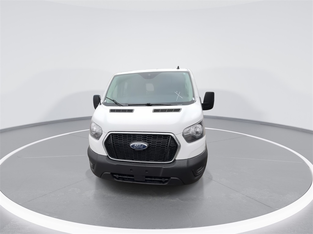 2024 Ford Transit photo 3