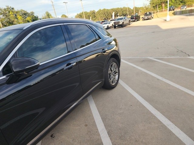 2024 Genesis GV70 2.5T photo 2