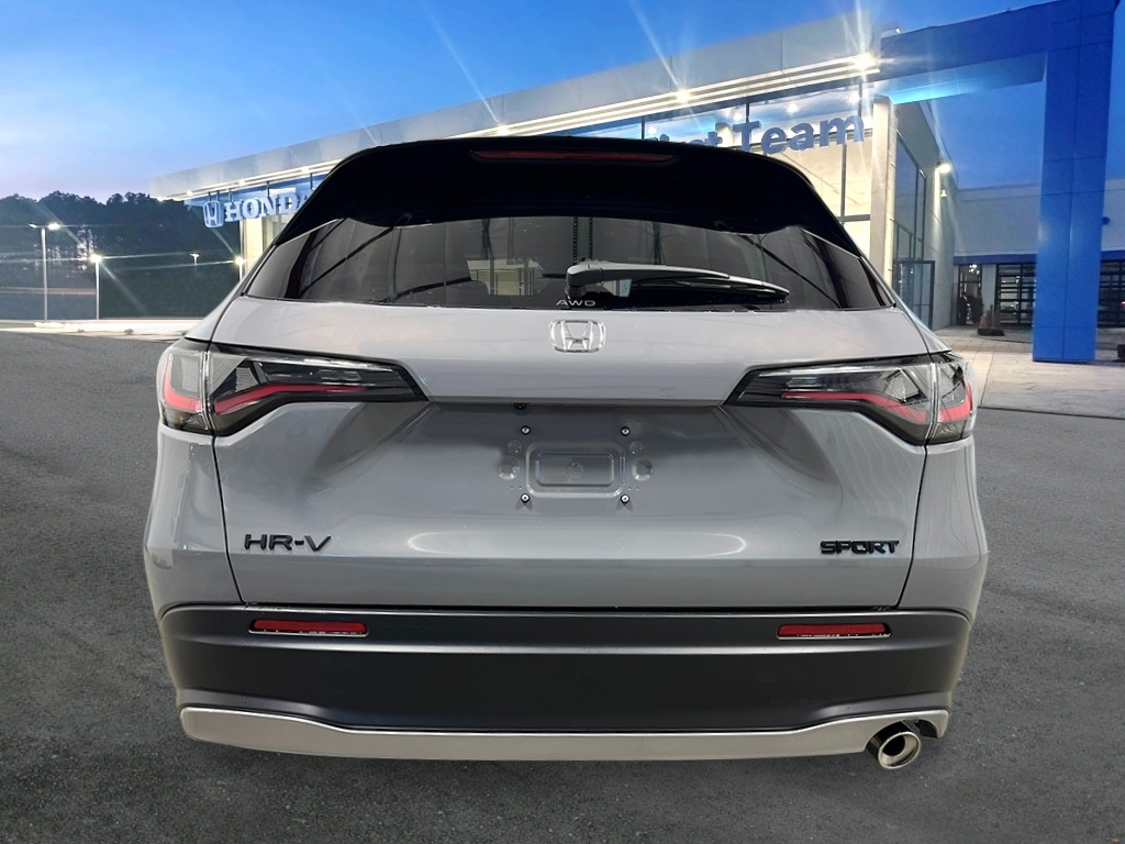 2026 Honda HR-V Sport photo 4