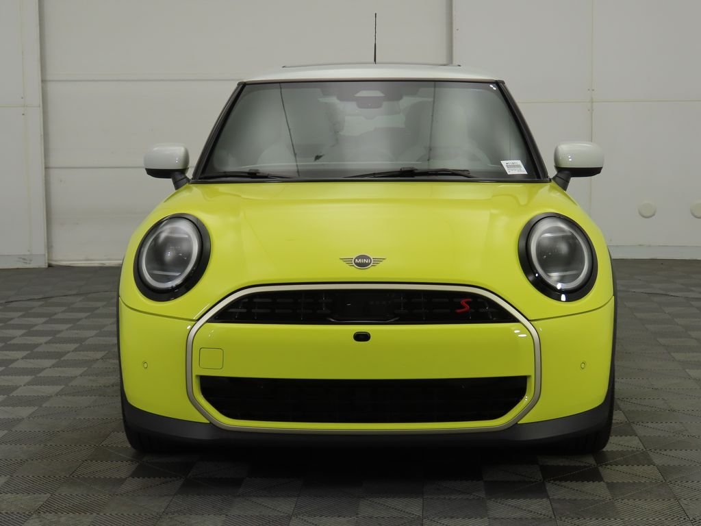 2026 Mini Cooper Hardtop S 2 Door Iconic photo 2