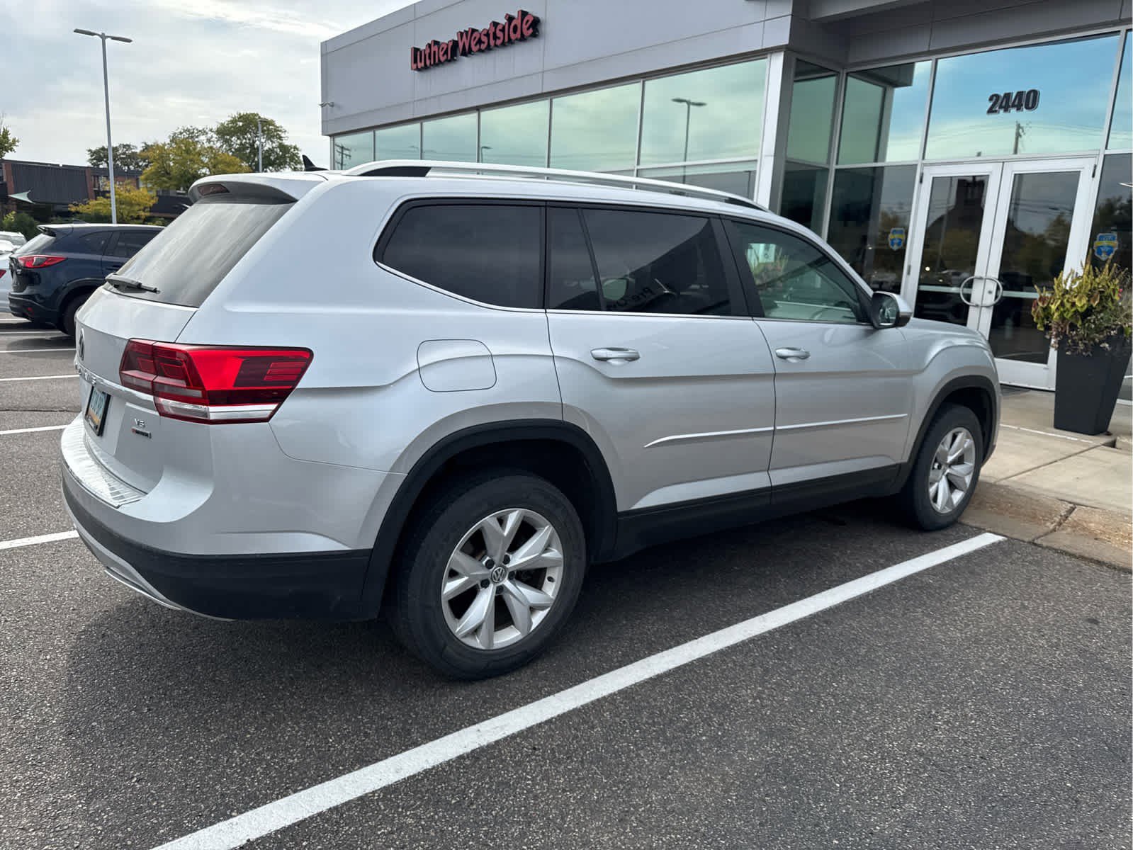 2019 Volkswagen Atlas V6 SE Technology photo 3