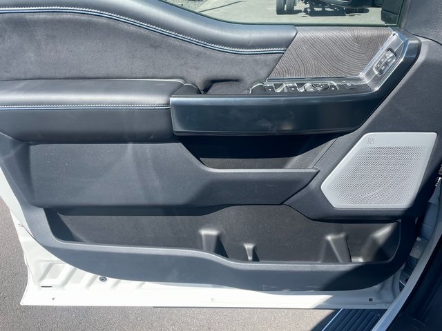 2025 Ford F-350 photo 19
