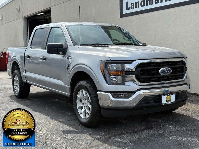 2023 Ford F-150 XLT photo 2