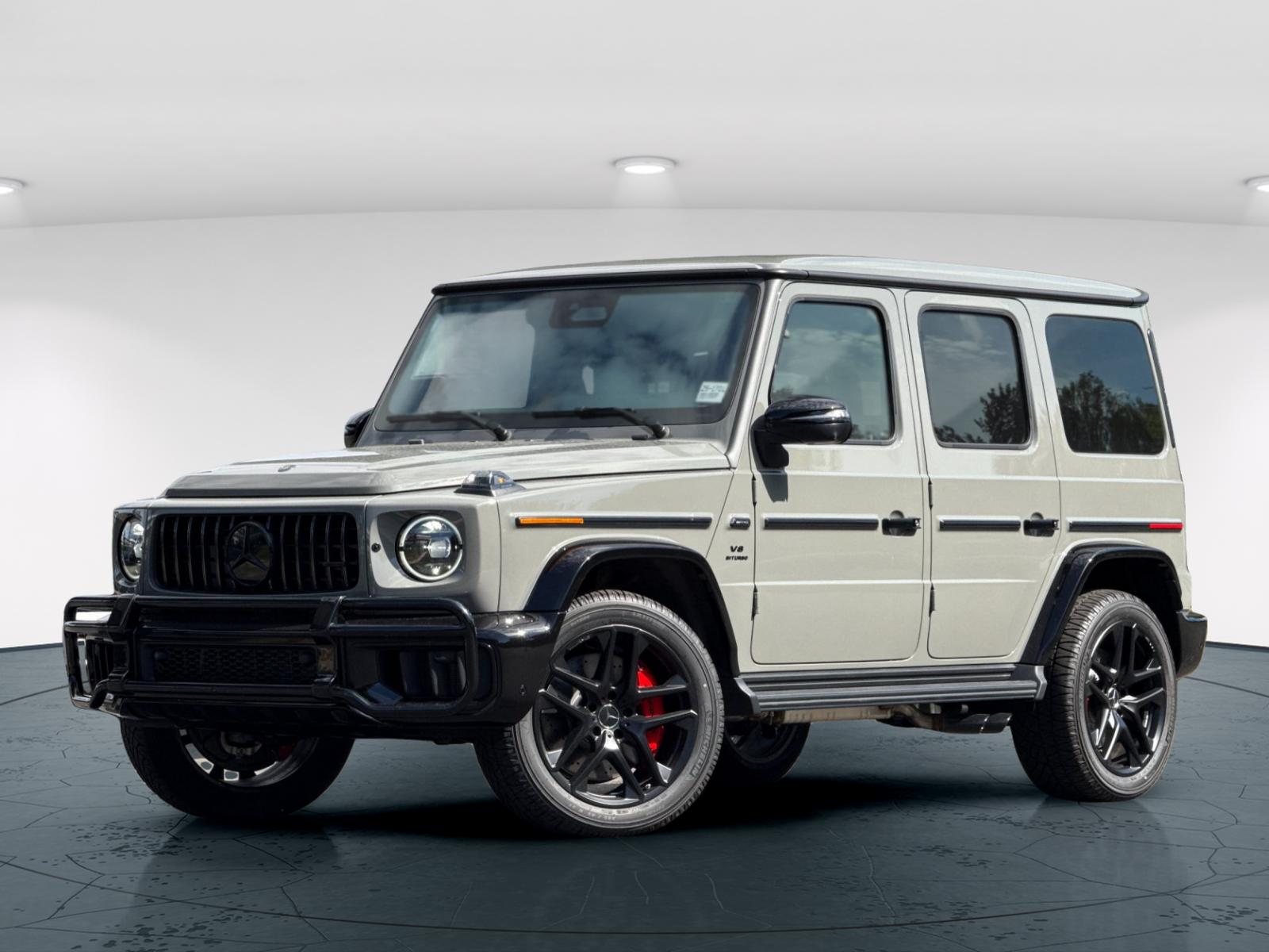 2025 Mercedes Benz G 63 AMG photo 2