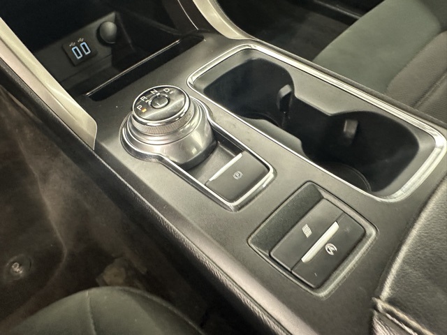 2020 Ford Fusion SE photo 23